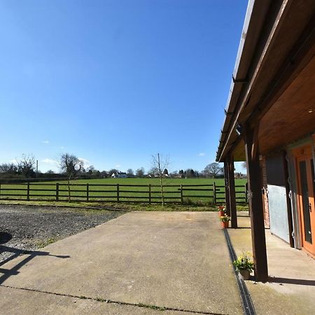 Oak Tree Stables Cottage Birmingham Ngoại thất bức ảnh