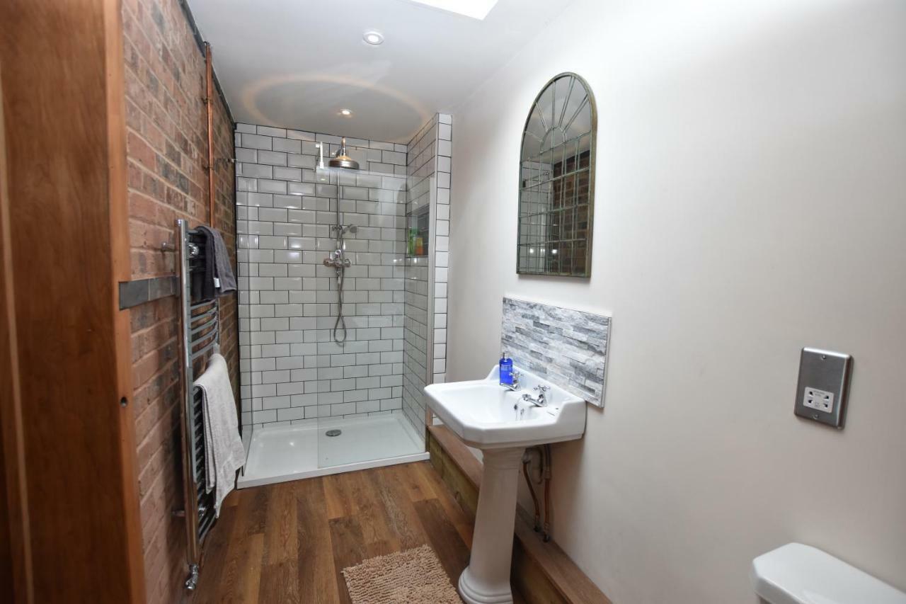 Oak Tree Stables Cottage Birmingham Ngoại thất bức ảnh